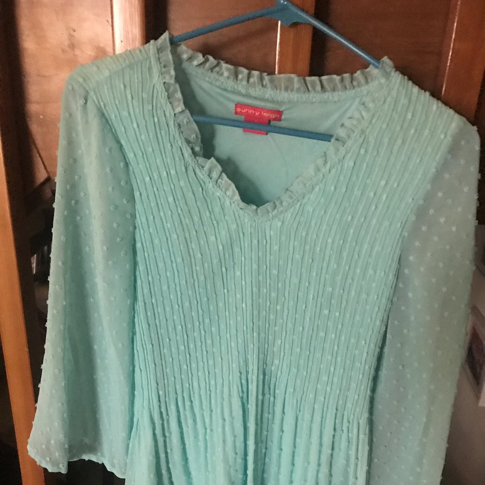 woman's size small blouse